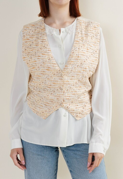 garment image