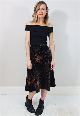 VINTAGE 70'S BLACK VELVET PATCHWORK PATTERN A-LINE SKIRT