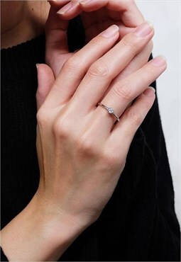 Classic Solitaire Round Ring Women Sterling Silver Ring
