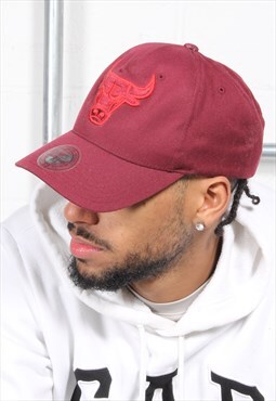 Vintage Mitchell and Ness NBA Chicago Bulls Cap in Red