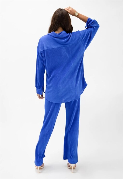 garment image
