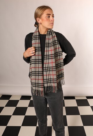VINTAGE BURBERRY GREY PRINT CLASSIC CASHMERE SCARF