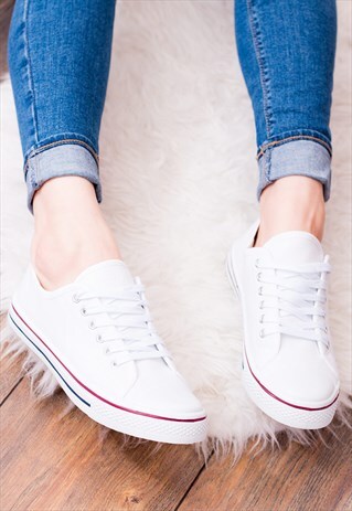 LACE UP FLAT TRAINERS IN WHITE CANVAS - NEVER FEAR