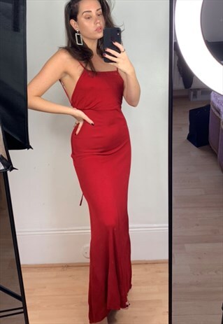 VINTAGE 90S MOSCHINO CHEAP AND CHIC RED BACKLESS DRESS