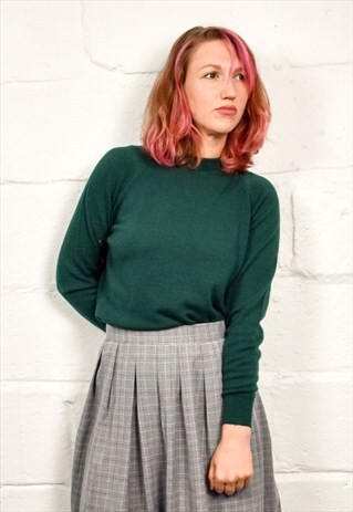 VINTAGE 90S GREEN WOOL HIGH NECK JUMPER
