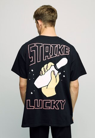 STRIKE LUCKY OVERSIZED BLACK TEE