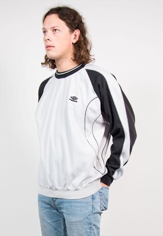 VINTAGE 90'S UMBRO SWEATER