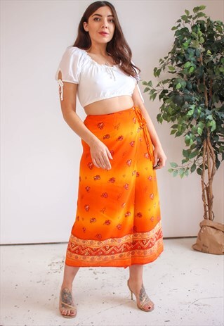 VINTAGE 90S WRAP SKIRT IN ORANGE FLORAL PRINT