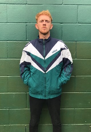 VINTAGE ADIDAS SHELL JACKET