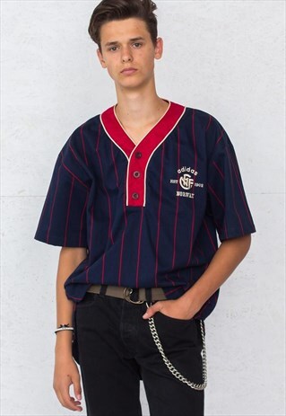 90S VINTAGE NAVY AND RED ADIDAS LOGO T-SHIRT