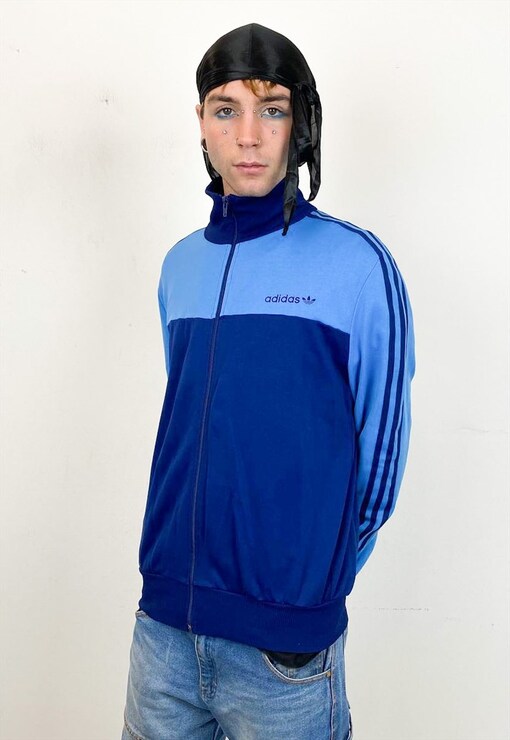 garment image