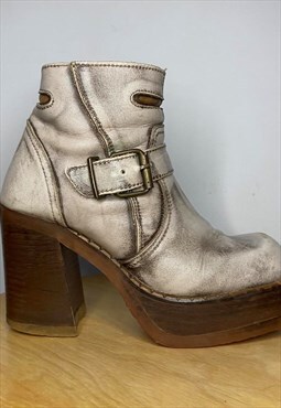 Y2K Destroy White Buckle Ankle Boot