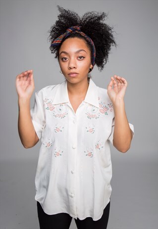 VINTAGE COUNTRY WHITE BLOUSE