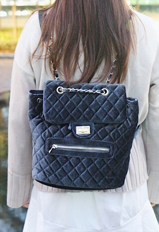 VELVET QUILTED BACKPACK - GREY