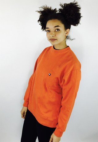 TOMMY HILFIGER 90S SWEATSHIRT