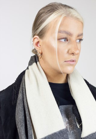 VINTAGE BLACK AND BEIGE CHECK SCARF