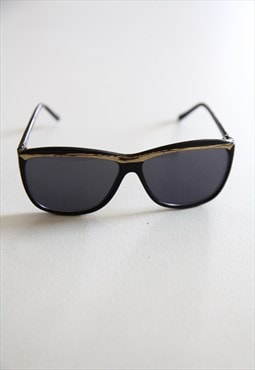 Vintage Black Frame,  Grey lenses