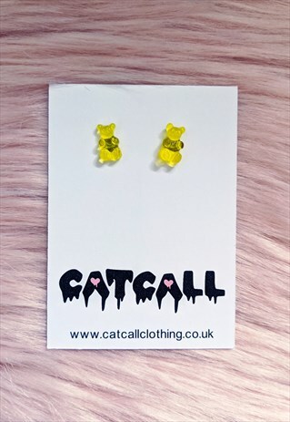 GUMMY BEAR STUD EARRINGS IN LIGHT YELLOW