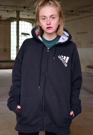 VINTAGE 90S BLACK HOODIE