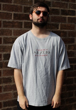 VINTAGE TOMMY HILFIGER USA SPORTS T SHIRT