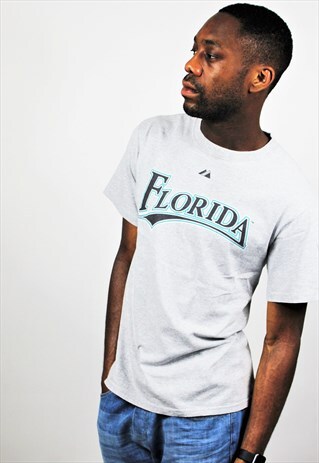 RETRO / 90'S / T-SHIRT