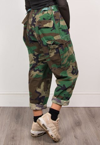 VINTAGE 90'S CAMO TROUSERS