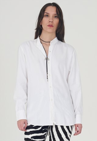 VINTAGE 90'S WHITE FENDI LOGO SHIRT