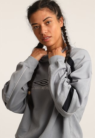 VINTAGE UMBRO EMBROIDERED SPELL OUT SWEATSHIRT