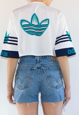 VINTAGE 80'S HIGH WAIST GUESS BADGE SHORTS