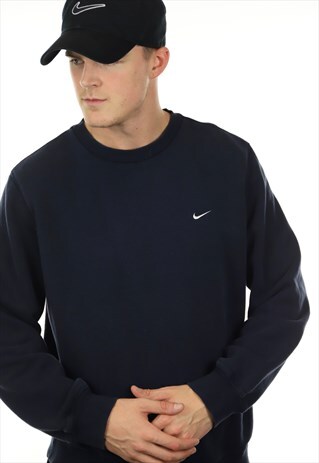 VINTAGE NIKE SWEATSHIRT NAVY