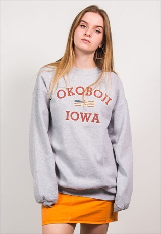 VINTAGE 90'S USA OKOBOJI IOWA SWEATSHIRT