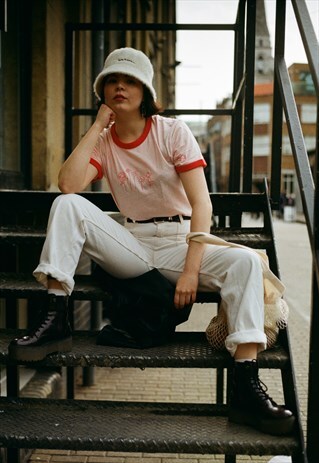 ORGANIC UNISEX T-SHIRT IN PINK WITH FLORAL EMBROIDERY