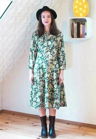 GREEN FLORAL LONG SLEEVE VINTAGE DRESS WITH NECK TIE