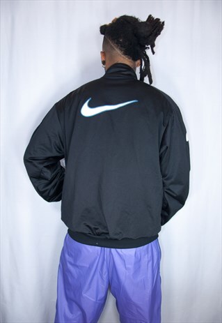 NIKE BLACK EMBRIOIDED TRACKSUIT