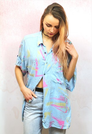 1990S VINTAGE LIGHT BLUE BOYFRIEND OVERSIZED VISCOSE SHIRT