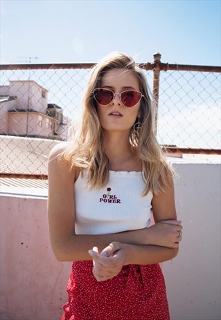 GIRL POWER CROP TOP
