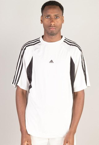 VINTAGE ADIDAS T SHIRT /BTAJ076