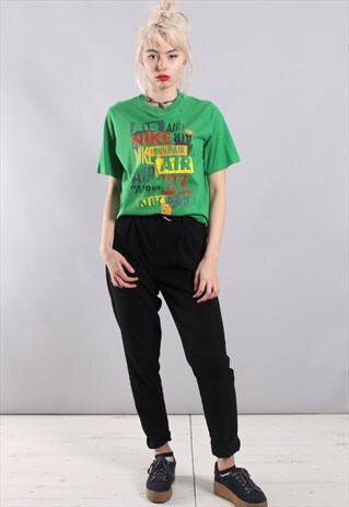 VINTAGE NIKE T-SHIRT