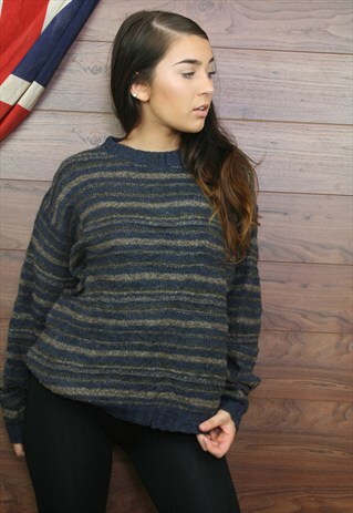 VINTAGE OVERSIZED ICELANDIC,PATTEREND,COSY KNIT JUMPER