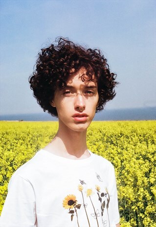 T-SHIRT IN WHITE WITH PRINTED FLORAL AND BUG EMBROIDERY