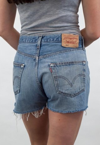 VINTAGE LEVIS 501 DENIM SHORTS