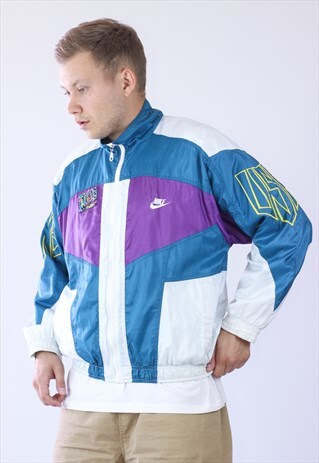 VINTAGE MENS NIKE USA BIG LOGO JACKET