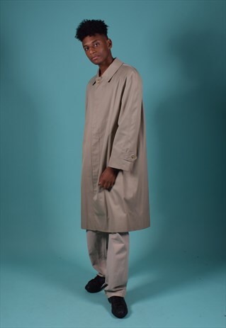 VINTAGE BURBERRY'S TAN TRENCH COAT