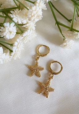 Isla Starfish Huggie Hoop Earrings