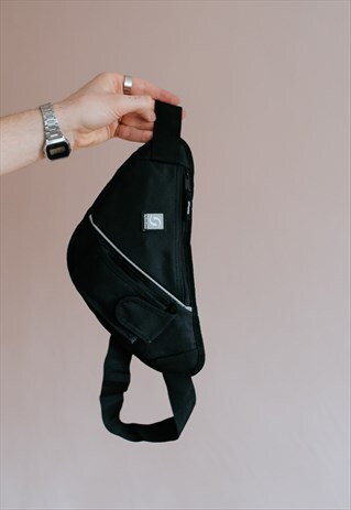 VINTAGE 90'S TRIANGLE UNISEX BUM BAG