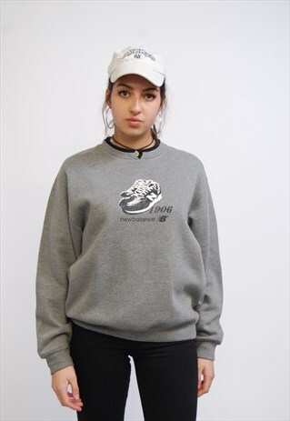 VINTAGE NEW BALANCE SWEATSHIRT
