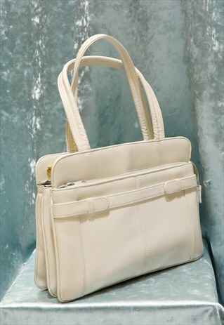 CHIC WHITE LEATHER VINTAGE MINI BAG