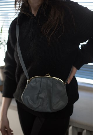 VINTAGE 70'S GREY LEATHER SHOULDER BAG