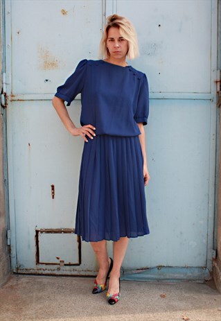VINTAGE 60' BEAUTIFUL ELEGANT DEEP BLUE PLEATED DRESS