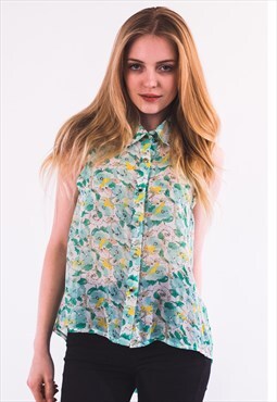 Sleeveless Chiffon Shirt in Green Daisy Floral Print